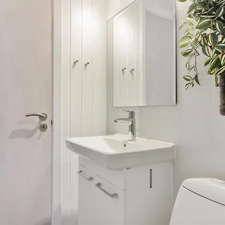 Melisande - 950m From The Sea By Interhome